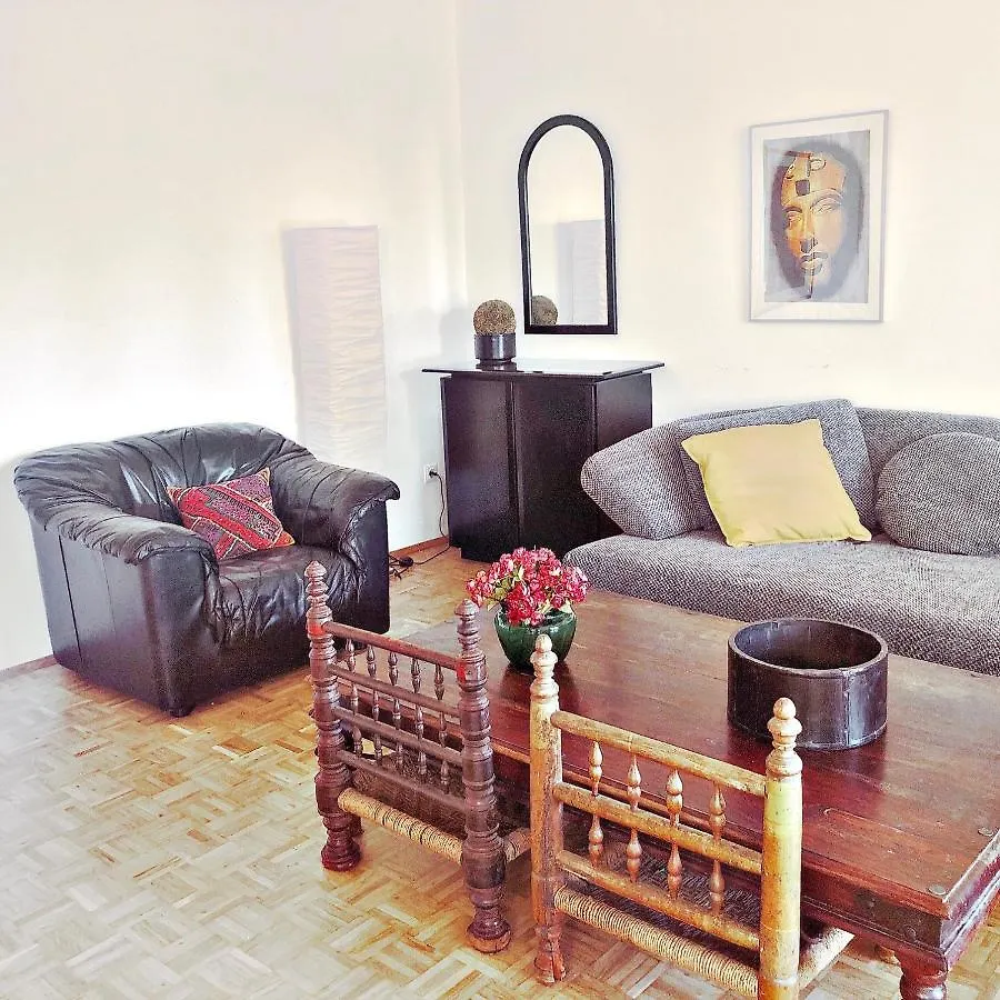 Modern New Danube Apartment, Perfect Location Viyana