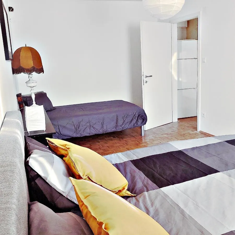 Apartamento Modern New Danube Apartment, Perfect Location Viena Austria