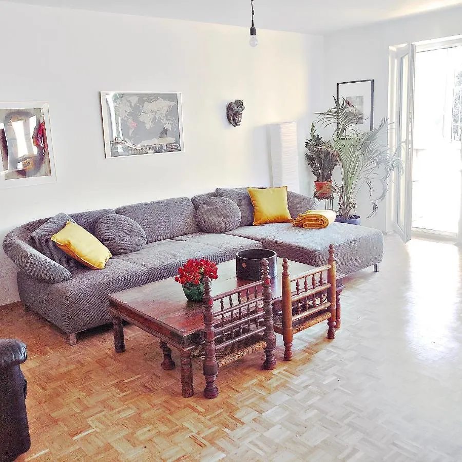 Modern New Danube Apartment, Perfect Location Viena